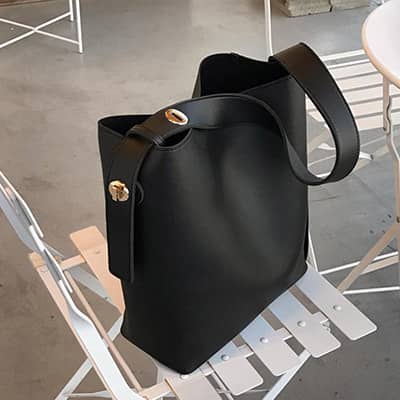 Simple one shoulder bucket bag