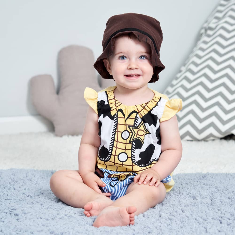 Cute Shape Jumpsuit With Short Sleeves